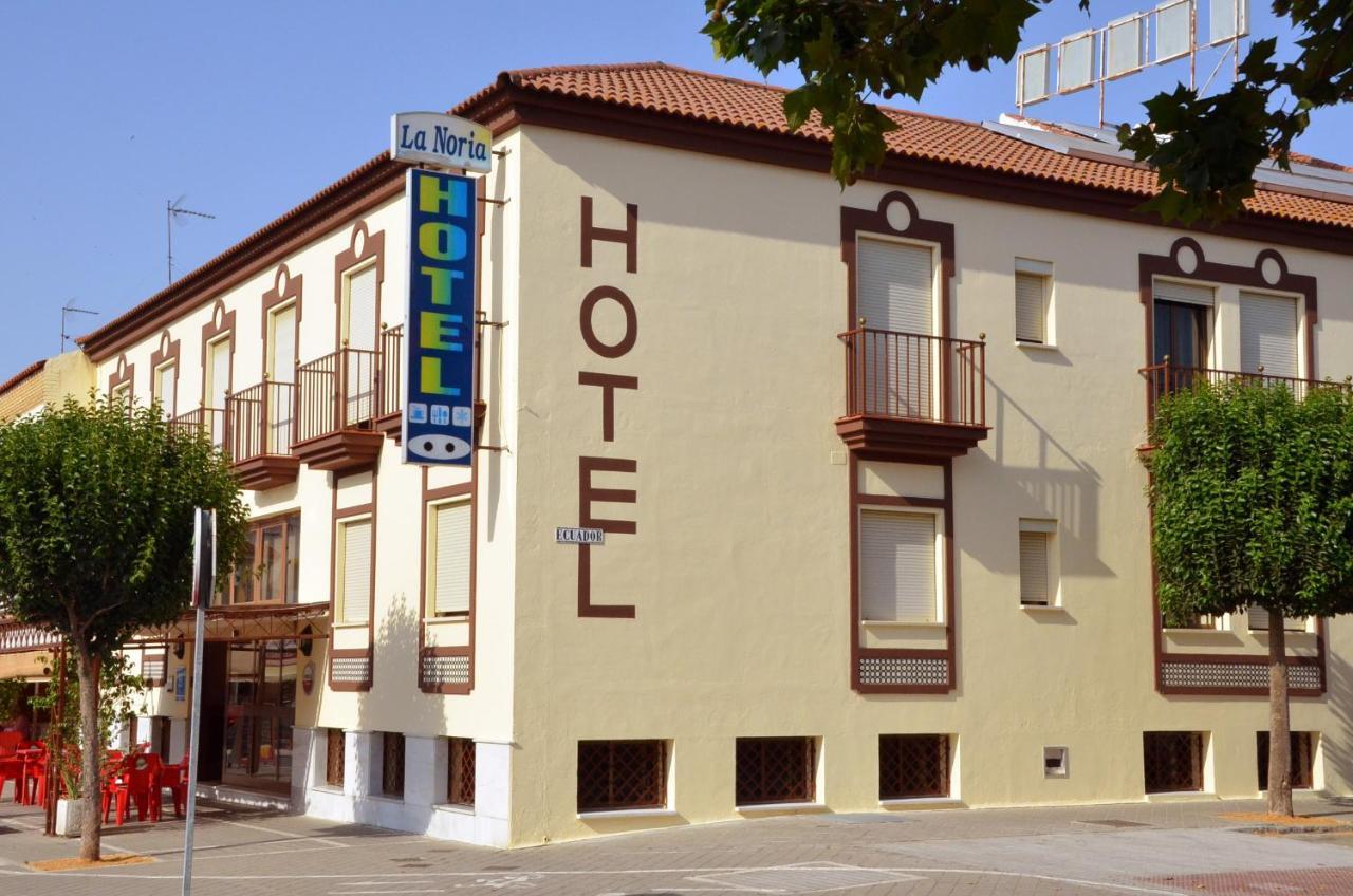 Hotel La Noria Lepe Exterior photo